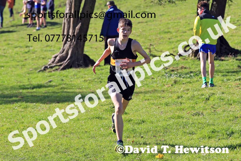 Mens under-17s, 2022 NECAA Cross Country Relays, Thornley Hall Farm, Peterlee, County Durham, October 15th. Photo: David T. Hewitson/Sports for All Pics